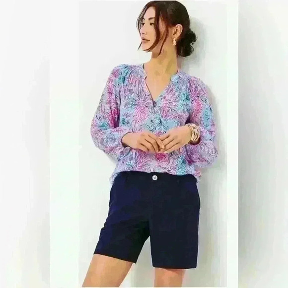 NWT Lilly Pulitzer Sz 8 Shara Mid Rise Stretch Short in True Navy Item# 9A - Picture 1 of 6